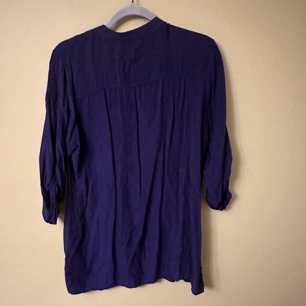 Solitaire Embroidered Blouse Top Navy Floral Bohemian‎ Button Up Sz Medium - Picture 7 of 10
